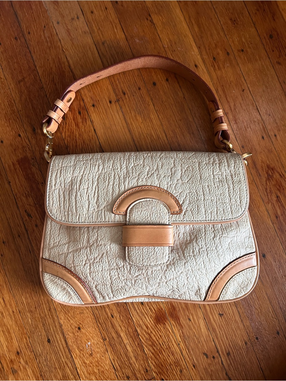 Vintage Sondra Robert's Pebbled Leather Hobo Purse